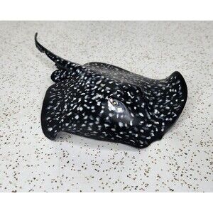 2019 MARBLE STING RAY Animal Figurine Safari Ltd Toy Incredible Creatures AS IS